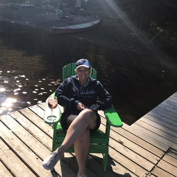 Meet your Posher, Deanna - Picture 1 of 1